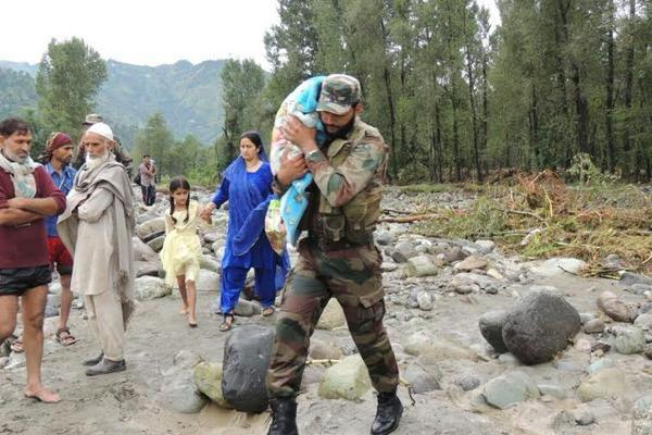 Indian Army’s swift humanitarian response in cloudburst at Chisoti, Kishtwar