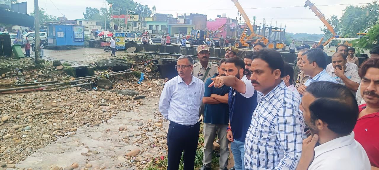 DC Kathua inspects flood-affected areasDirects immediate restoration measures