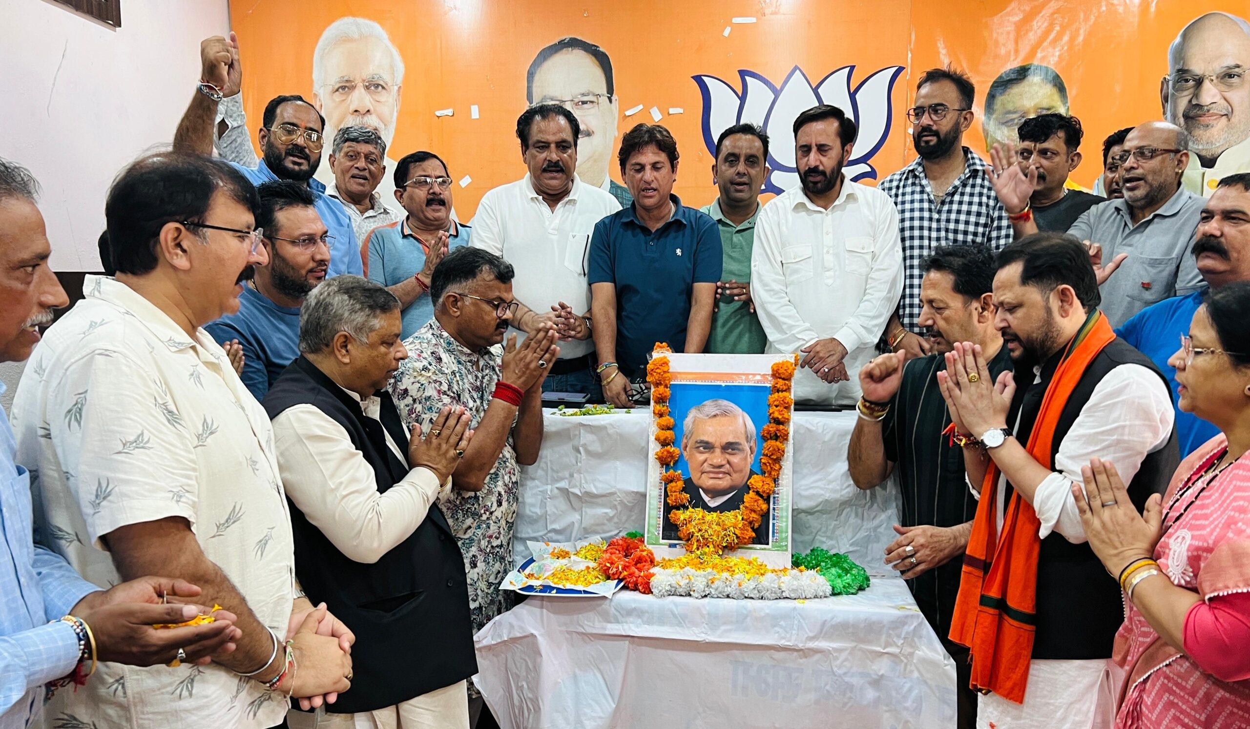 J&K BJP pays tributes to former Prime Minister Atal Bihari Vajpayee on his 7th Death Anniversary