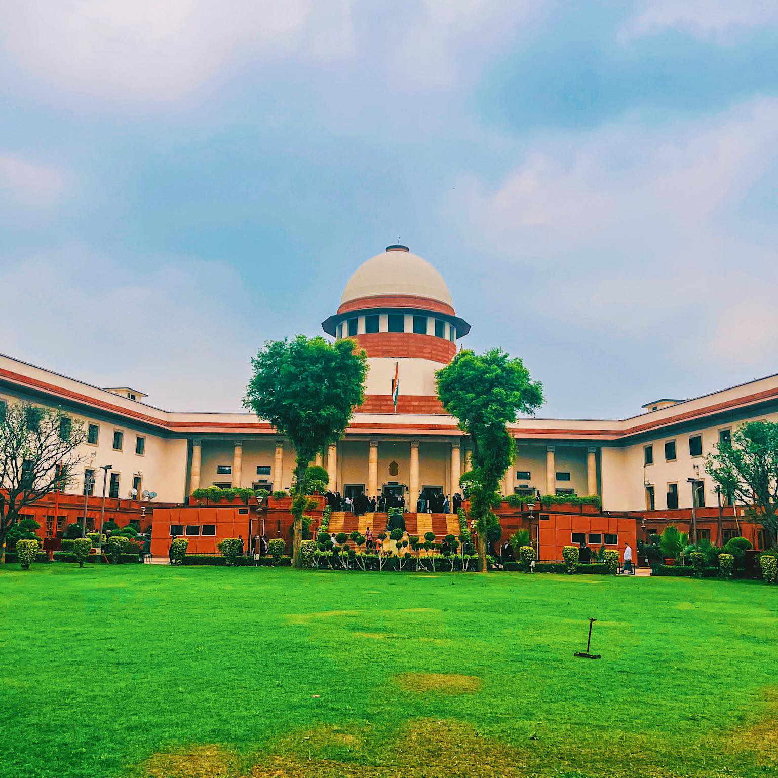 JK Statehood :- SC gives Centre four weeks to respond to pleas