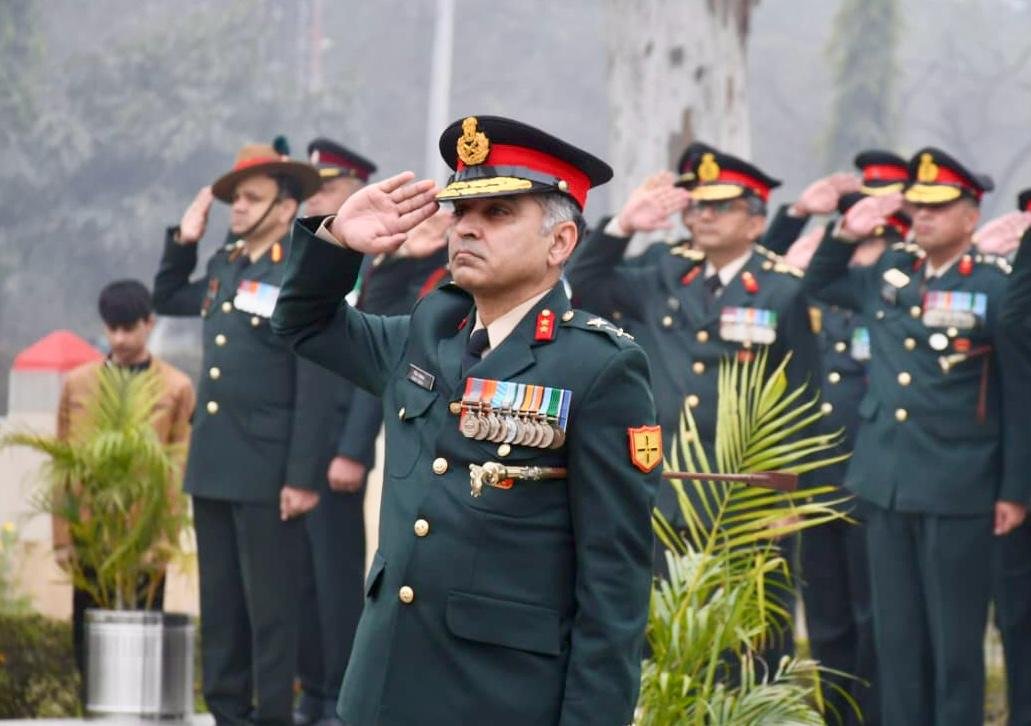 Major General Rohit Teotia Assumes Command of Dot on Target Division; Pays Tribute to Bravehearts
