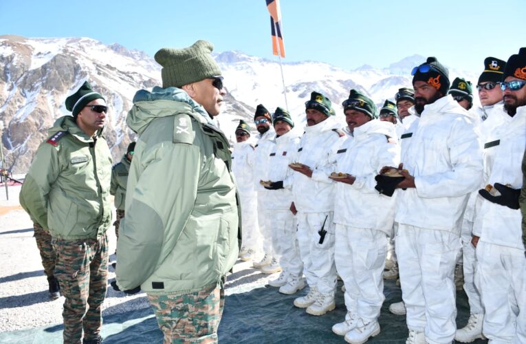 Central Command Chief Reviews LAC Readiness: High-Tech Surveillance Bolsters Garhwal Frontier Security