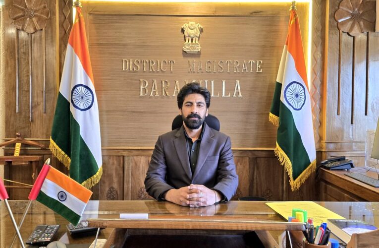 Syeed Fakhrudin Hamid Takes Over as Deputy Commissioner Baramulla; Pledges People-Centric Governance