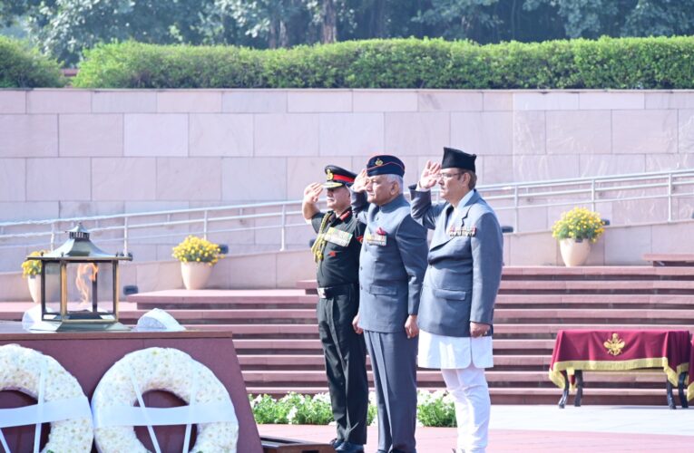 Indian Army’s 10th Chiefs’ Conclave Begins in New Delhi; COAS and Former Generals Honor Fallen Heroes at National War Memorial