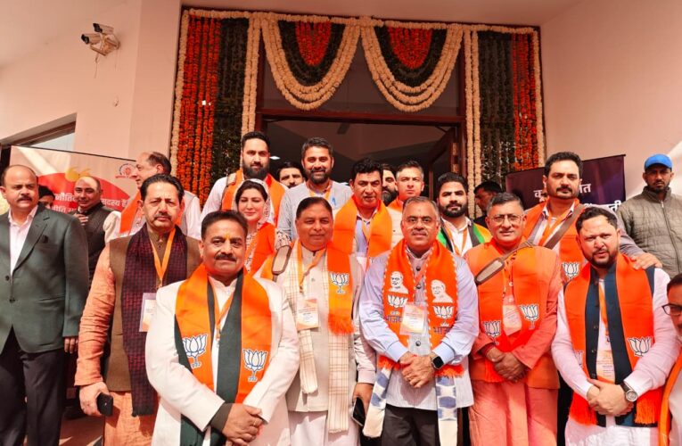 Tarun Chugh and Sat Sharma Lead J&K Delegates at BJP North Zone Workshop in Chandigarh