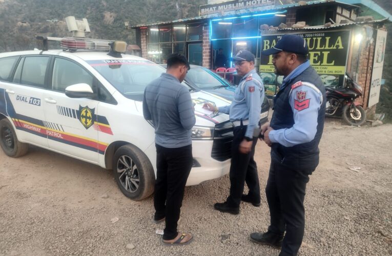 Udhampur Traffic Police Intensify Enforcement: 214 Vehicles Challaned and Six Seized in Special Drive