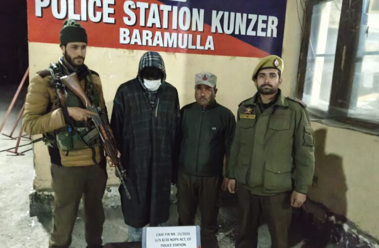 Baramulla Anti-Drug Drive: Police Seize Vehicle and Arrest Peddler with Contraband in Kunzer