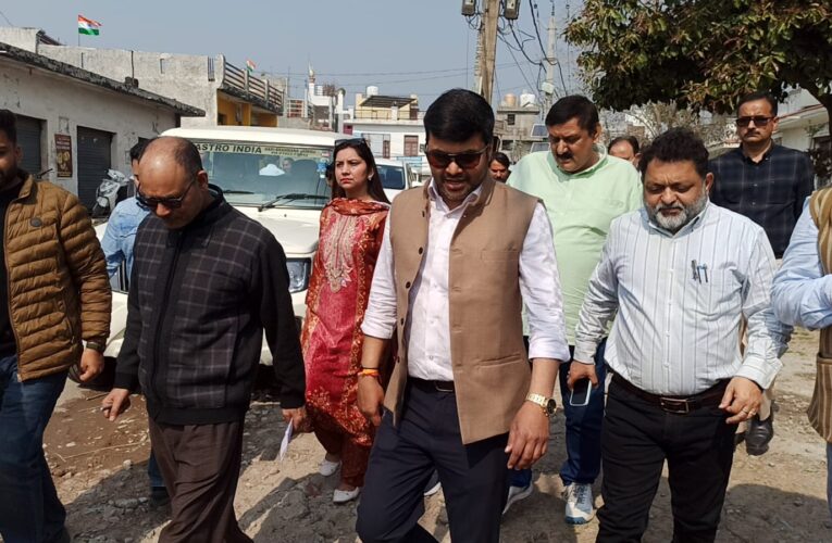 Commissioner JMC inspects civic amenities in 63 & 65 WardsDirects improvement of drainage, sanitation