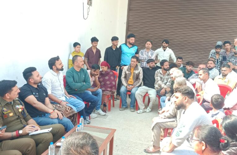 Jammu Police Tackle Drug Menace and Safety Concerns in Rajeev Nagar Outreach