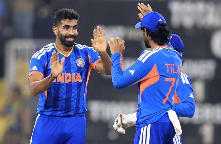 India Crushes Pakistan by 61 Runs in High-Voltage Clash