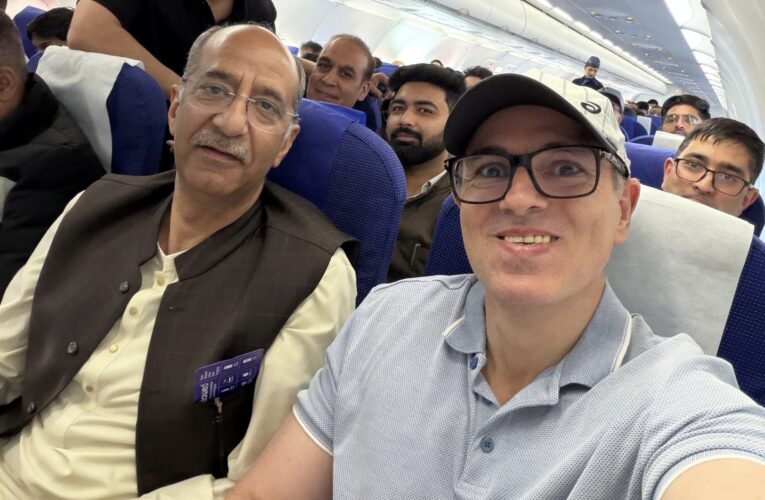 Omar Abdullah Heads to Hubli for Historic Ranji Trophy Final Between J&K and Karnataka