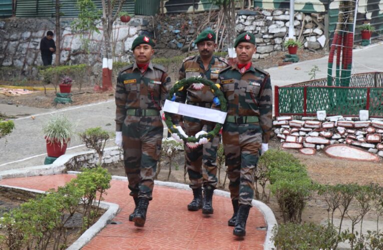 Assam Rifles Honors Fallen Heroes: Solemn Wreath-Laying Ceremony Held in Arunachal Pradesh for 1980 Martyrs