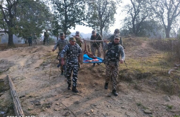 CRPF Heroes in Dantewada: 165th Battalion Jawans Carry Pregnant Tribal Woman Over Rugged Terrain to Safety