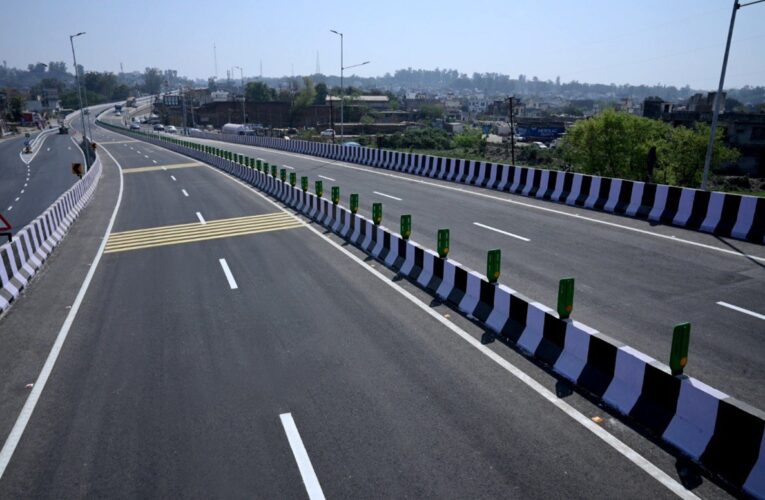 Gadkari Announces Completion of ₹171 Crore Safety Projects on J&K’s NH-44 Highway
