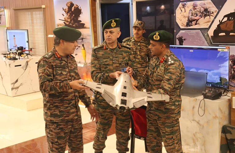 Lt Gen AVS Rathee Reviews Operational Readiness and Drone Innovations at Aundh Military Station