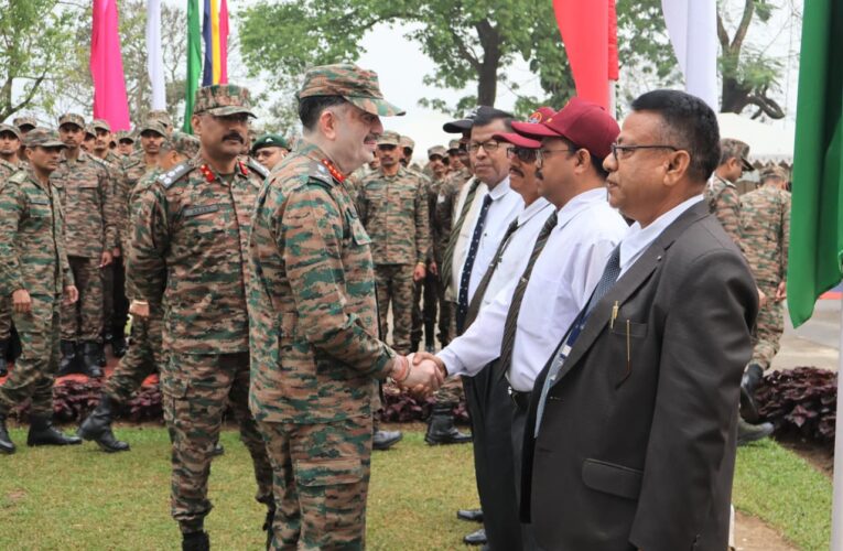 Spear Corps GOC Reviews Operational Readiness in Silchar; Unveils Bust of War Hero 2/Lt Rajeev Sandhu