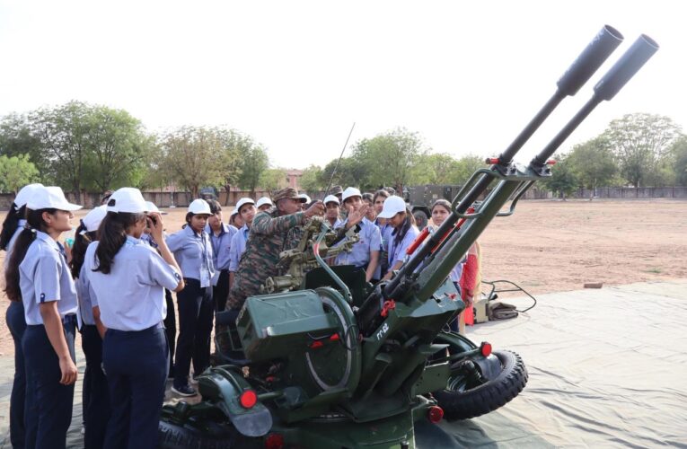Indian Army Inspires Students at Jodhpur Military Station with ‘Know Your Army’ Event