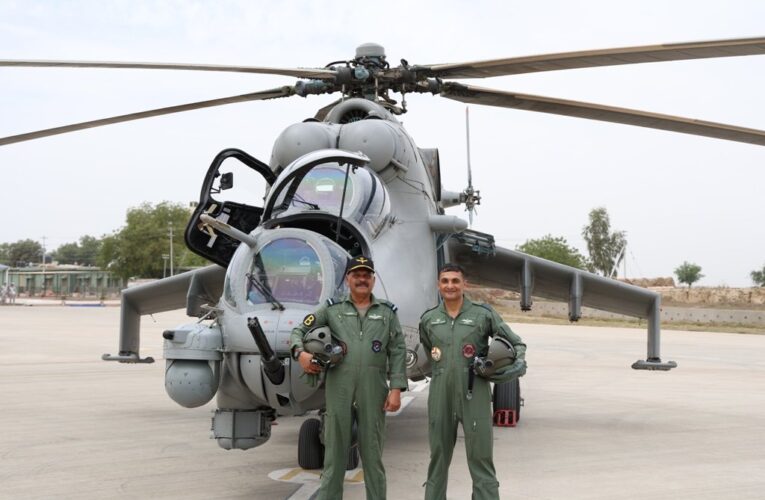 Western Air Command Chief Jeetendra Mishra Reviews Operational Readiness at Frontline Base