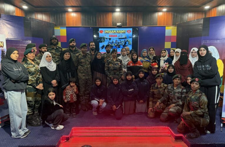 Army’s Wular Battalion Celebrates International Women’s Day at IDPS Kaloosa, Felicitates Local Achievers