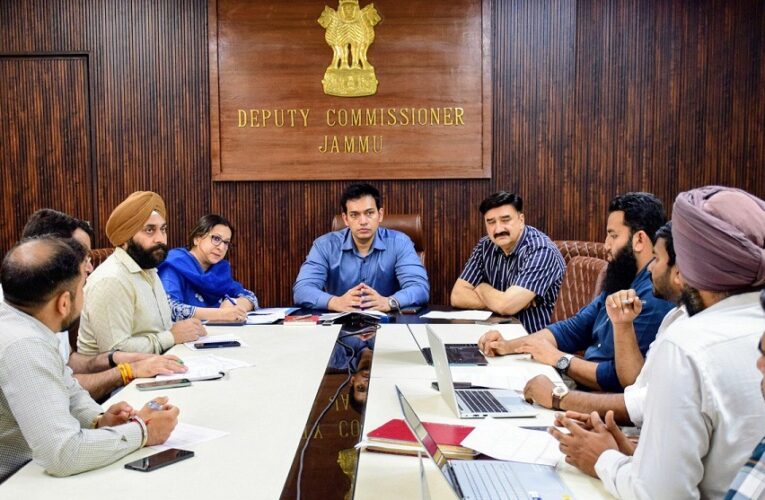 Jammu District Magistrate Mandates Strict LPG Supply Guidelines to Curb Public Inconvenience