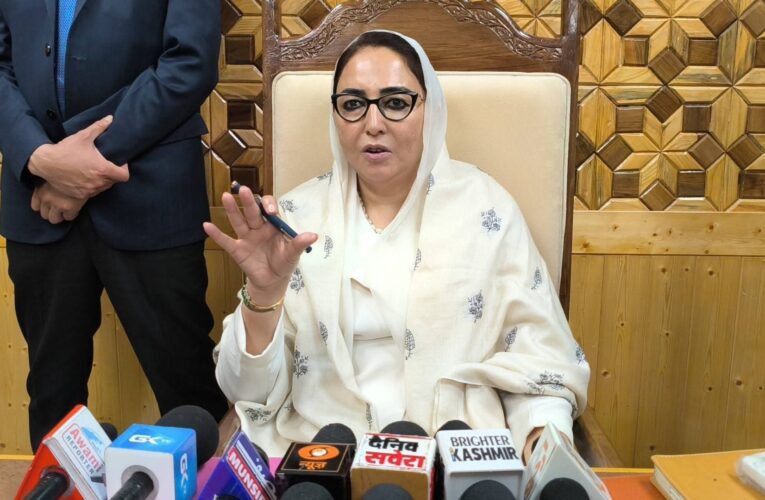 J&K Waqf Board Minister of State Dr Syed Darakhshan  Andrabi Sahiba chairs meetings with Administration in Srinagar for arrangements on Eid