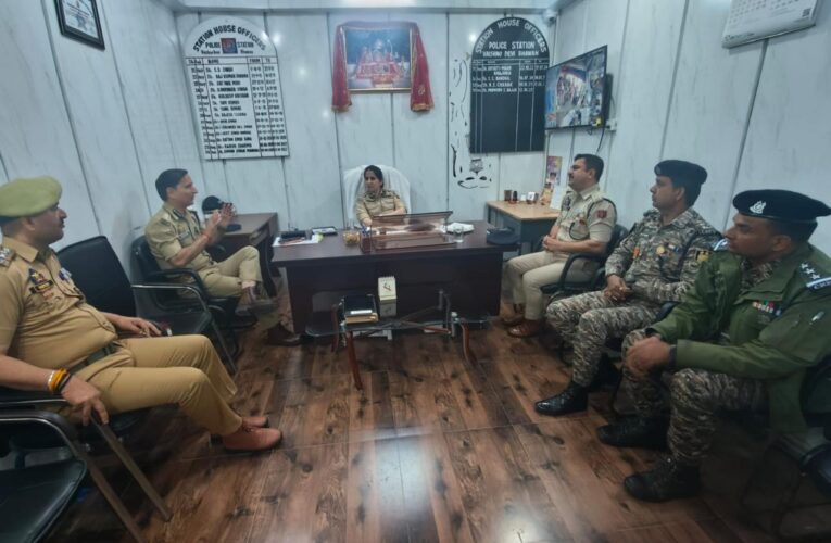 DIG Sarah Rizvi Reviews Katra Security Grid to Ensure Safe Navratra Festival for Pilgrims