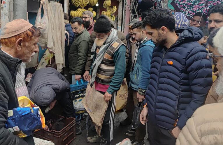 Bhaderwah Market Crackdown: ADC Leads Intensive Pre-Eid Inspections to Curb Overpricing and Ensure Food Safety​