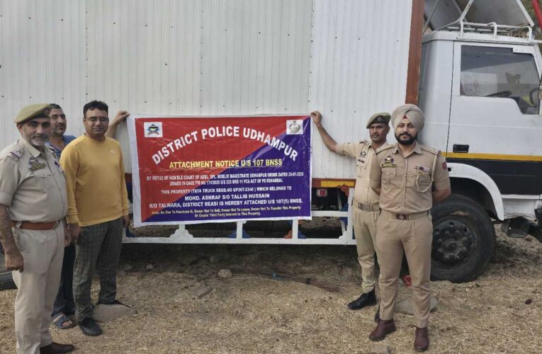 Udhampur Police Seize ₹45 Lakh Vehicle of Habitual Bovine Smuggler in Major Crackdown
