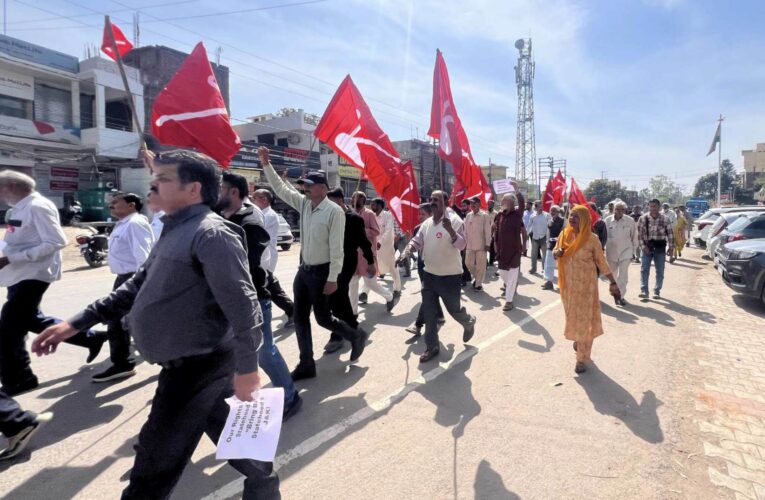 Udhampur National Conference Protests Security Lapse Following Attack on Dr. Farooq Abdullah; Demands Immediate Accountability