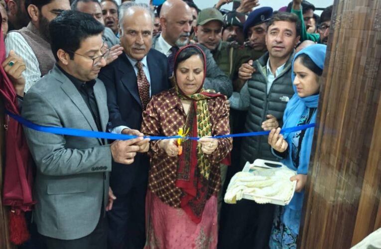 GMC Anantnag Upgrades Healthcare: Sakina Itoo Inaugurates MRI Unit and Advanced Modular OTs