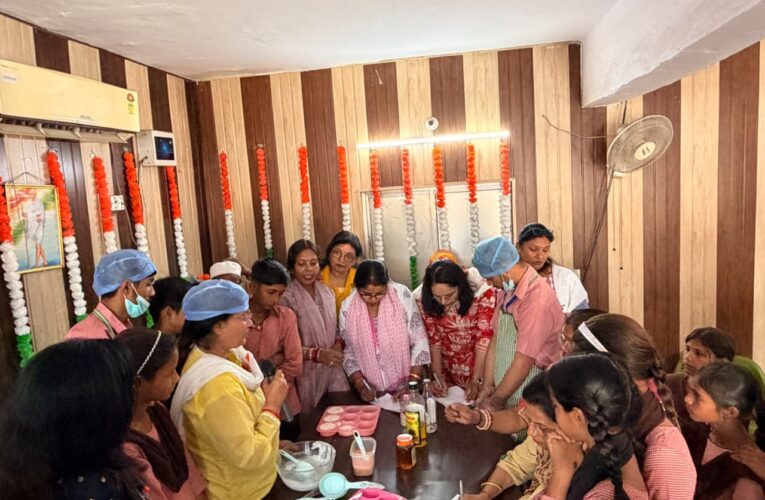 ASHA School Lucknow Conducts Innovative Soap-Making Skill Training in Barabanki