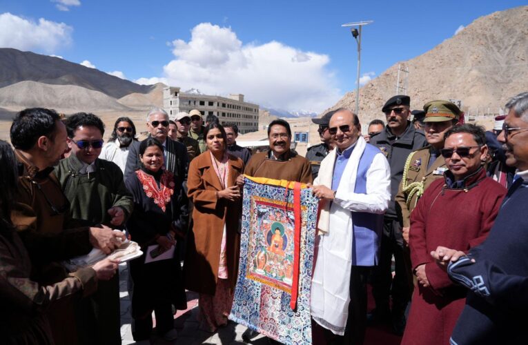 Ladakh LG Vinai Kumar Saxena Outlines Vision to Transform University of Ladakh into Global Knowledge Hub
