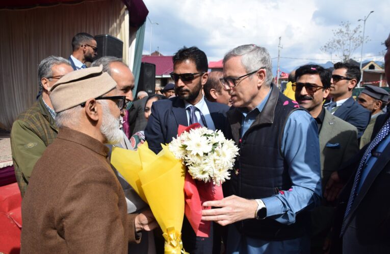 Srinagar Urban Renewal: Omar Abdullah Unveils ₹3.17 Crore Community Center and Plans Modern Housing to Decongest City