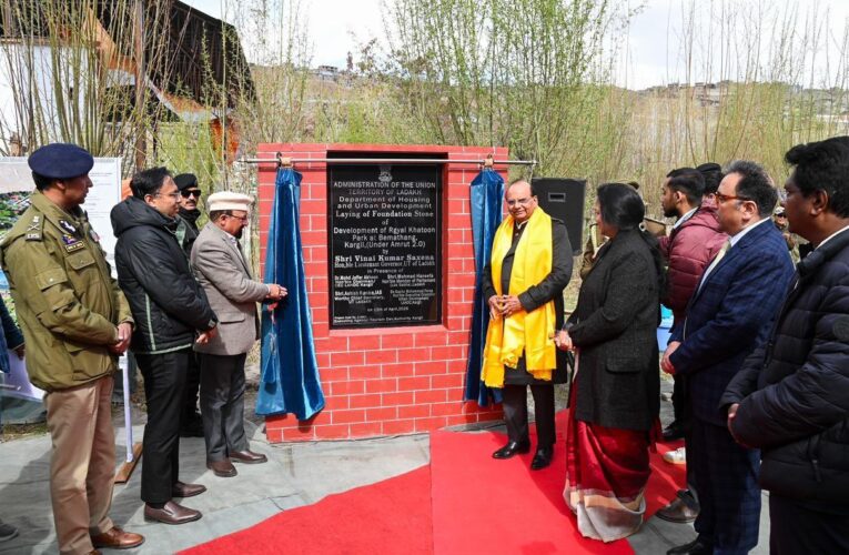 LG Vinai Kumar Saxena Lays Foundation for Major Riverfront Park Projects in Kargil
