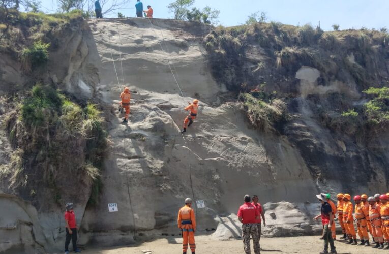 NDRF 13th Battalion Conducts Intensive Mountain Rescue Training to Boost Disaster Response
