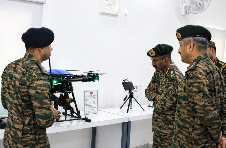 Eastern Army Commander Reviews Trishakti Corps Readiness and High-Tech Drone Innovations