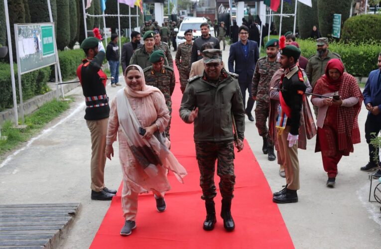 GOC 19 Infantry Division Manoj Joshi Engages with Students at Baramulla Colleges