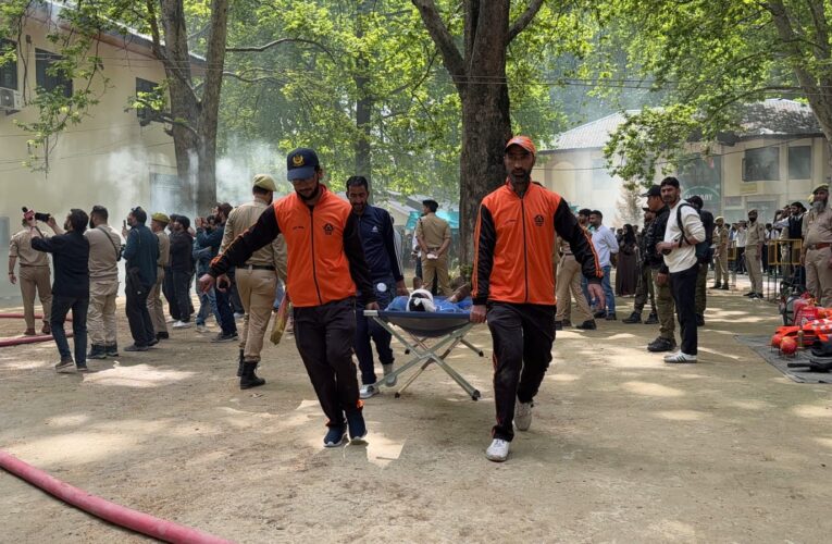 Ganderbal Police Conducts Mock Drill at GDC Ganderbal to Enhance Emergency Preparedness