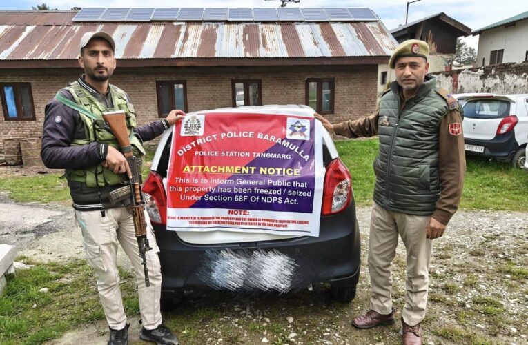 Baramulla Police Seize Vehicle Purchased from Illicit Drug Proceeds in Major NDPS Crackdown