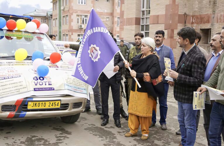 Bandipora DPEO Launches SVEEP Awareness Campaign for Panchayat Electoral Roll Revision