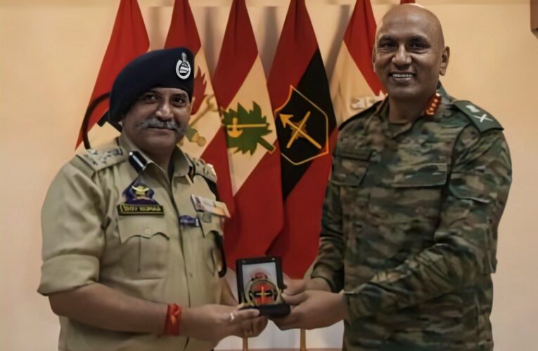 DIG Udhampur-Reasi Shiv Kumar Sharma Meets Army Commander Northern Command to Strengthen Security Synergy