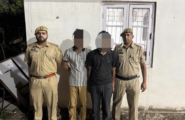 Udhampur Police Arrest Two Drug Peddlers with Heroin Near Roun Domail