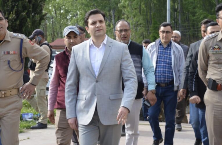 DC Budgam Athar Aamir Khan Reviews Passenger Facilities at Nowgam Railway Station for Amarnath Yatra 2026