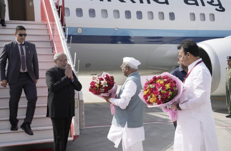 Vice President Radhakrishnan Arrives in Jaipur for University Convocation and Cancer Survivors Day