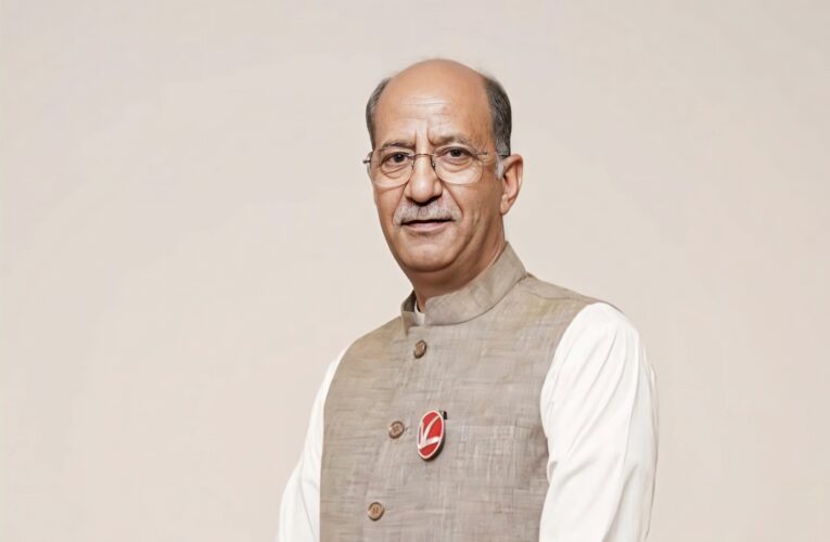 Kashmir Public Outreach: Nasir Aslam Wani Addresses Regional Grievances at Raabita Office