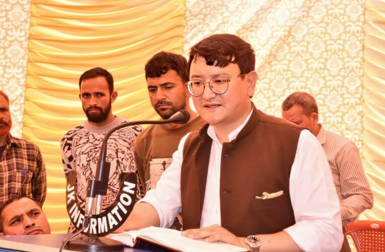 DC Udhampur Minga Sherpa Leads Public Grievance Redressal Camp in Remote Basantgarh