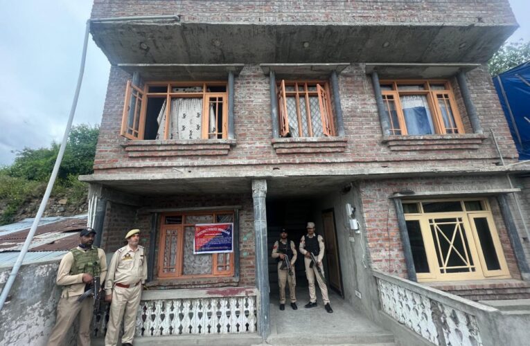 Srinagar Police Attach Property Worth 1.20 Crore Belonging to Notorious Drug Peddler Under Nasha Mukt Abhiyaan