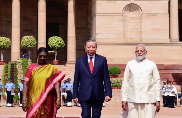 Vietnam President To Lam Receives Ceremonial Welcome at Rashtrapati Bhavan