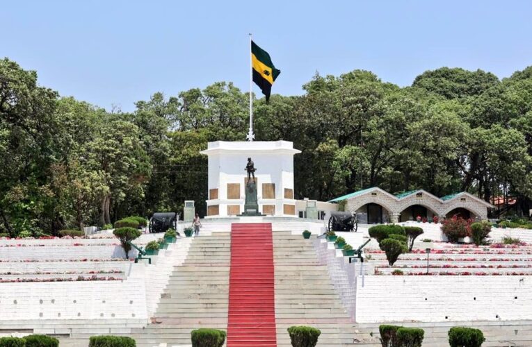 Garhwal Rifles Unveils 54 Foot Regimental High Mast Flag At Lansdowne War Memorial
