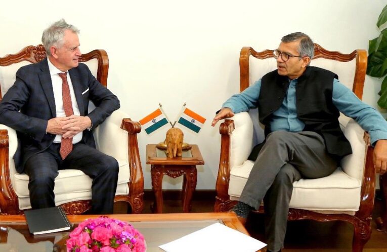 Canadian High Commissioner meets India Defence Secretary to strengthen bilateral ties